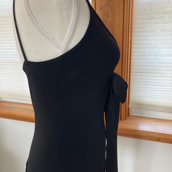 Axara black tank top with bow. New - Picture 2 of 6